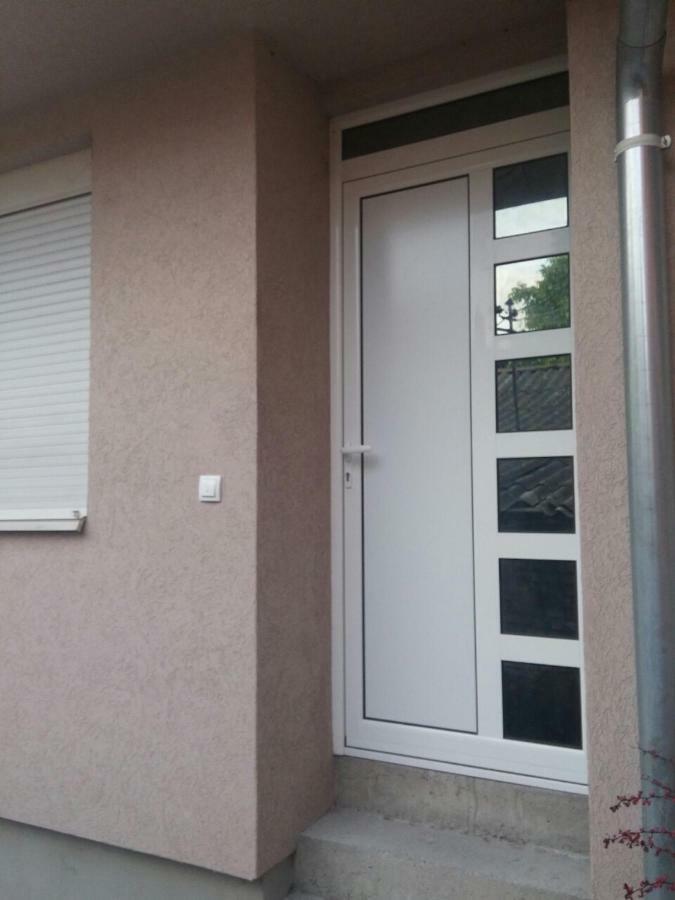Ariana Apartman Крагуевац Екстериор снимка